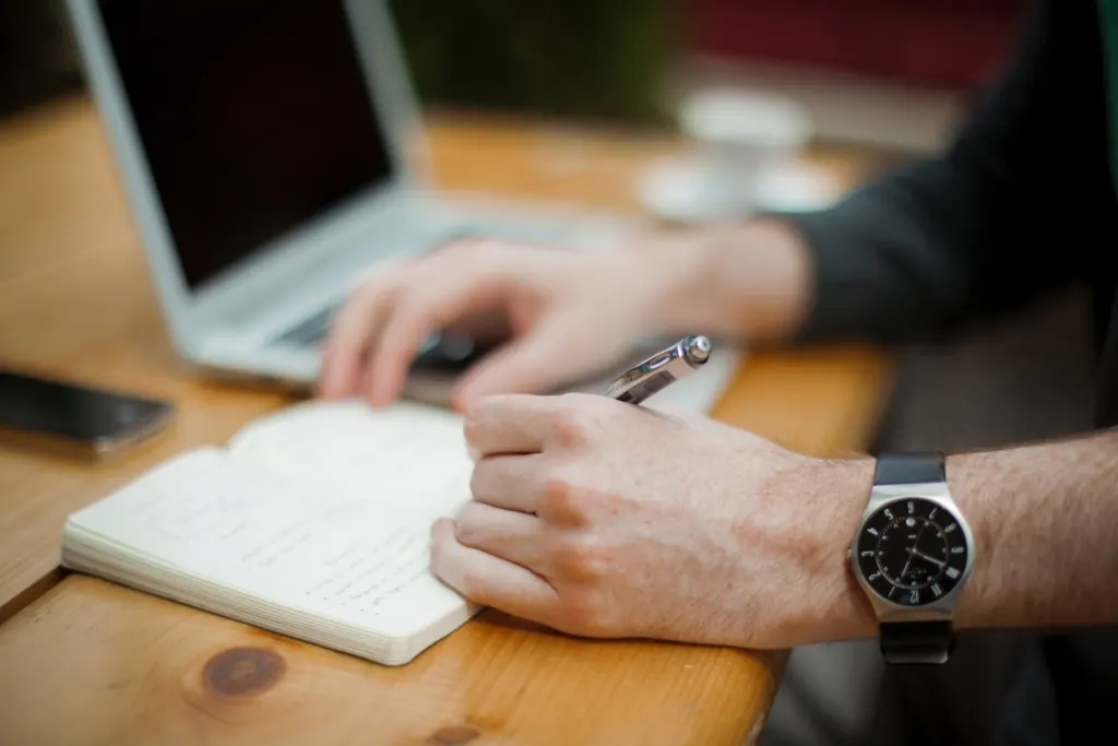 Illustration de l'article « Stage MAC : où l'effectuer et à quoi s'attendre ? » — SEKUR, logiciel de sécurité privée