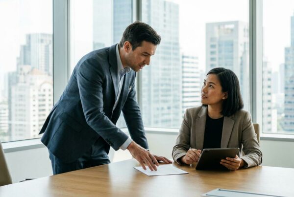 Face à la pression des donneurs d'ordres, ce manifeste démontre pourquoi les dir - audit contractuel, prévention des risques